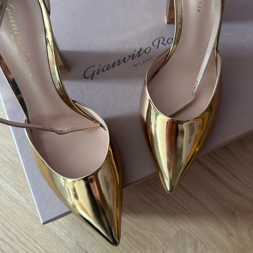 Gianvito Rossi Metallic Gold Heels